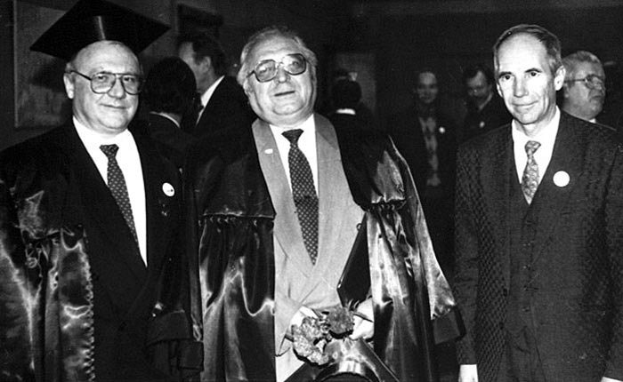 s_19601970_3.jpg