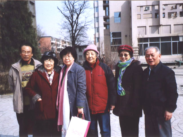 s_20012005_205.jpg