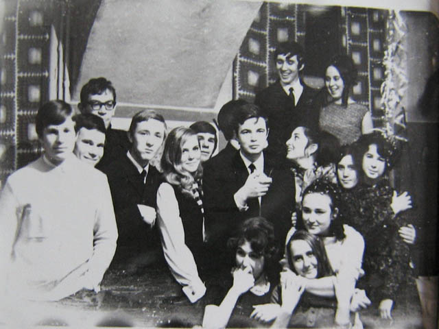 s_19701980_215.jpg