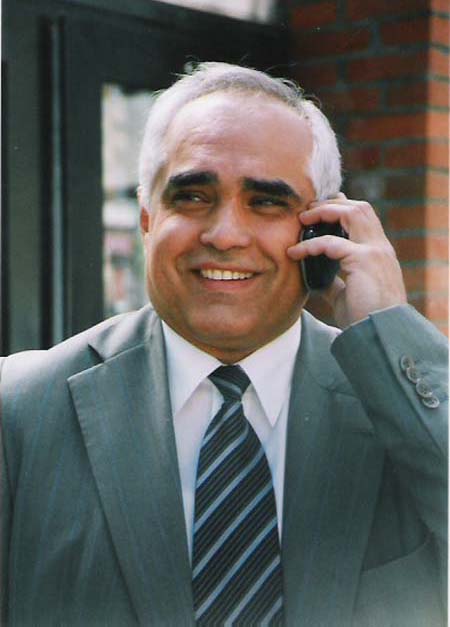s_2005_221.jpg