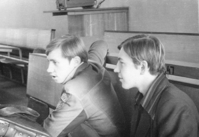 s_19701980_319.jpg