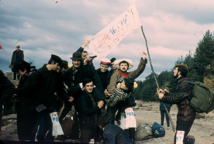 s_19601970_337.jpg
