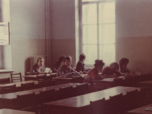 s_19701980_359.jpg