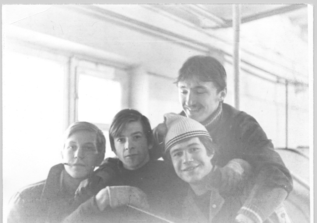 s_19701980_387.jpg