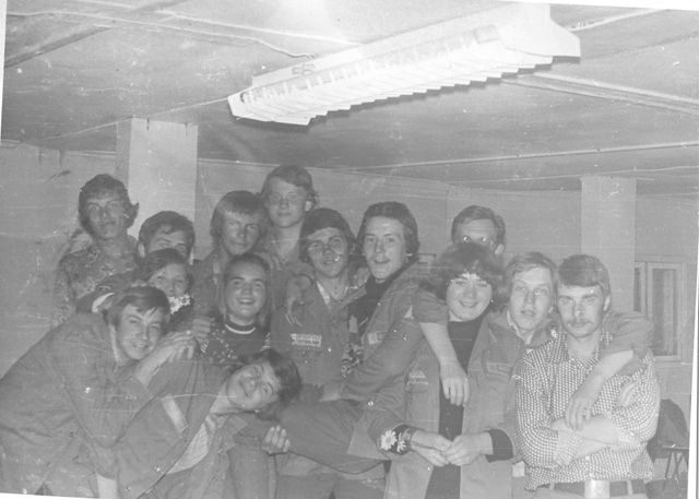 s_19701980_388.jpg