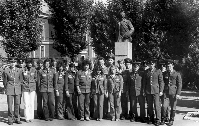 s_19701980_390.jpg
