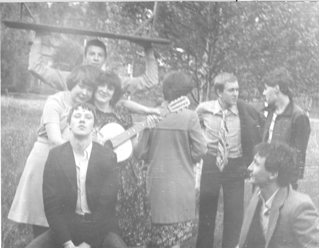 s_19701980_408.jpg