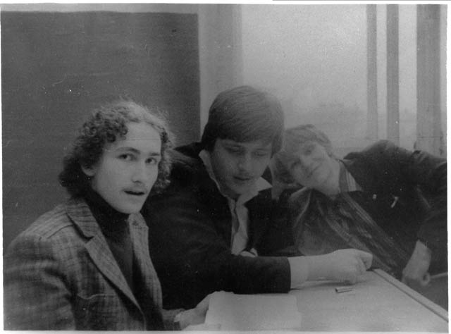 s_19811985_698.jpg